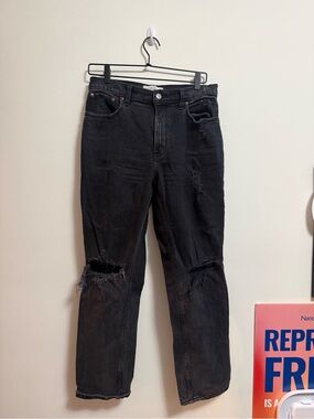 Abercrombie & Fitch Black High-Rise Distressed Straight‎ Jeans